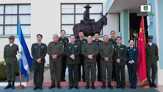 Comandante en Jefe recibió a una importante delegación del Ejército Popular de Liberación de China [upl. by Nadya628]