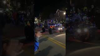 my hometown Christmas parade that was featured in a Hallmark movie part three like subscribe share ￼ [upl. by Demahum69]