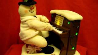 A PIANO PLAYING JAZZY SNOWMAN DELIGHTS WITH CHRISTMAS CLASSICS [upl. by Cooperman]