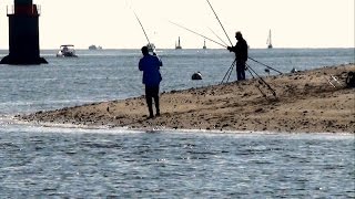 Surfcasting  Plage de Kernevel  Endroit Poissonneux  LarmorPlage  Rade  Bretagne Sud  France [upl. by Enomar98]