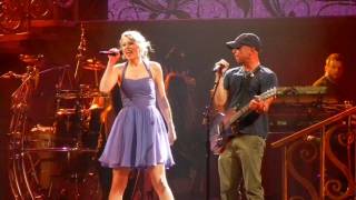 Taylor Swift and Kenny Chesney sing quotBig Starquot [upl. by Nugesulo]