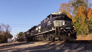 Trainspotting 2 trains meet in Somerset KY [upl. by Kaya]