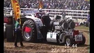 Tractor Pulling Sottrum Euro Cup 1997 [upl. by Alfredo]