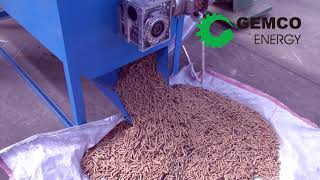 STLP400 small feed pellet plant for livestock and poultry farmchicken livestock cattle sheep [upl. by Brandwein]