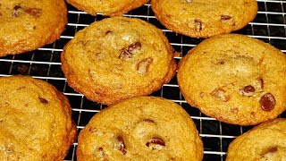 Soft Chewy Chocolate Chip Cookies [upl. by Kisor]