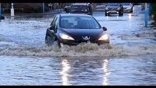 FLOODING IN TONBRIDGE KENT  CHRISTMAS EVE 2013 [upl. by Idarb928]