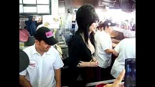 Elvira Mistress Of The Dark  Pinks Hot Dogs in LA 712012 [upl. by Balcke458]