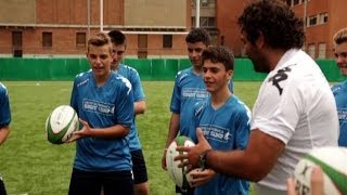 Un quotrugby campquot con lex campione Dominguez insegno valori sport [upl. by Aserahs531]