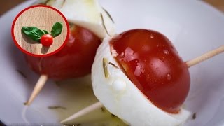 Ensalada Caprese en Pincho con Tomate Cherry y Mozzarella  Receta  Cocineros Italianos [upl. by Curnin]