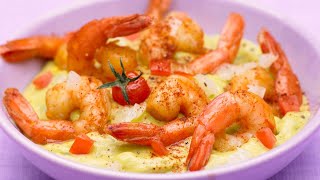 Recette  Crevettes à lavocat [upl. by Yrallam]