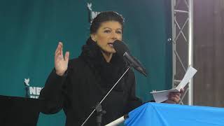 Sahra Wagenknecht über Kürzungen in Deutschland Lieferungen an Ukraine Demo Berlin 25 11 2023 [upl. by Lalaj]