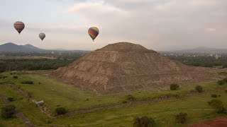 Balony nad Teotihuacán w Meksyku  Hot Air Balloon over Teotihuacan in Mexico [upl. by Castorina742]