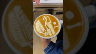 Stand with 🌴 parrot 🦜latte art 😱 latteartclass coffeeart coffee latteartbasic barista [upl. by Ecnaled246]