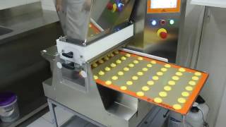 Must see Babydrop machine for the correct dosage macarons [upl. by Aicatsan957]