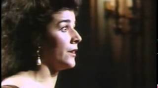 Cecilia Bartoli  Mozart  Nozze di Figaro  quotVoi che sapetequot English subs [upl. by Richia309]