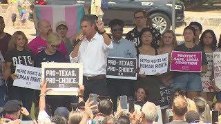 Beto ORourke holds abortionrights rally in Houston [upl. by Aronow]