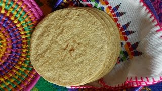 Cómo Hacer Tortillas de Maíz [upl. by Kinch]