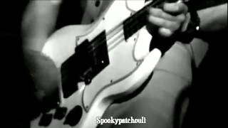 Jim Lea Bass Solo [upl. by Llatsyrk]