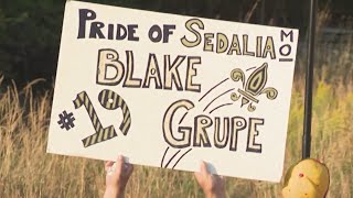 Family friends travel from Sedalia to cheer on Blake Grupe [upl. by Bar13]