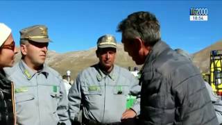 Terremoto Castelluccio di Norcia da paesaggi mozzafiato a cumulo di macerie [upl. by Bonar]