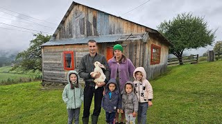 How One Family Lives in the Mountains Far from Civilization [upl. by Gean504]