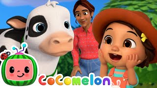 Ninas Baby Cow La Vaca Lola  ALL NEW Ninas Familia  CoComelon Nursery Rhymes [upl. by Muna284]