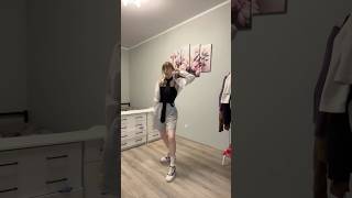 yves  viola yves viola violachallenge yvesviola kpopcoverdance coverdance kpop violayves [upl. by Ycal542]