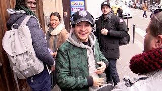 Nekfeu avec les CHEVEUX ROSES à Paris [upl. by Yelich936]