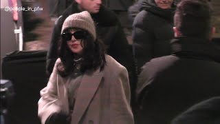 Isabelle Adjani  Défilé AMI Alexandre Mattiussi Automne Hiver à Paris  18012024 [upl. by Mcgean]