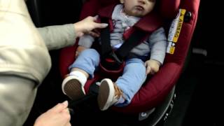 Maxi Cosi autostol Axissfix hos BabySam [upl. by Ahsias352]