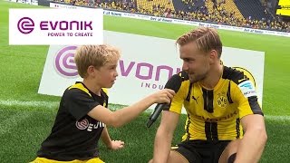 Nachwuchs trifft Idol Interview mit Marcel Schmelzer  Evonik [upl. by Erlandson118]