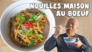 Nouilles maison sautées au bœuf  Le Riz Jaune [upl. by Ahsikal]