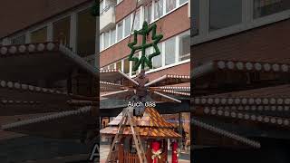 Weihnachtsmarkt in Leer Elch singt ein Stockwerk höher weihnachten ostfriesland [upl. by Varhol]