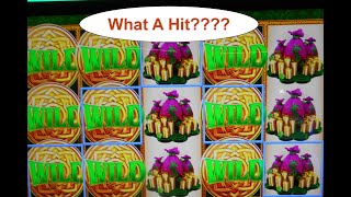 Play Slots Wild LepreCoins 040Bet Sundiasmos [upl. by Siulesoj397]