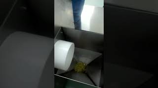 How to transport softgel capsules from tumble dryers to inspection machine automatically [upl. by Tsugua]