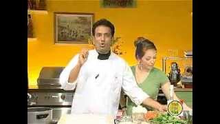 Palak Paneer Recipe 1  Traditional Indian Food  By VahChef  VahRehVahcom [upl. by Lentha]