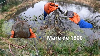 ON PÊCHE À L’AIMANT DANS UNE MARE DE 1800  DES TRÉSORS [upl. by Sauls595]