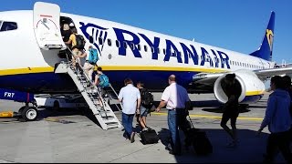 Ryanair arrive sur Toulouse [upl. by Ambur]