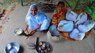 গ্রাম্য পদ্ধতিতে পমফ্রেট মাছের রান্না  Pomfret Fish Curry purely Bengali Village Style [upl. by Nessnaj]