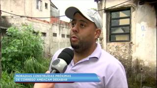 Casas correm risco de desmoronamento em Carapicuíba SP [upl. by Bois805]