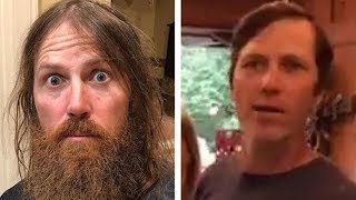 Duck Dynasty Star Jase Robertson Shaved His Beard for a Good Cause [upl. by Eilahs]