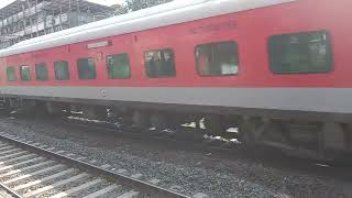 22178 Up Varanasi  CSMT Mahanagari SF Express Passing Dombivli [upl. by Kenric167]