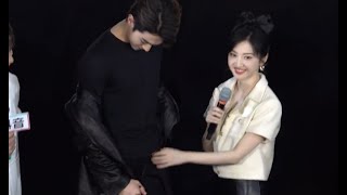 Jing Tian Xu Kais abs feel incredibly great to the touch [upl. by Podvin]