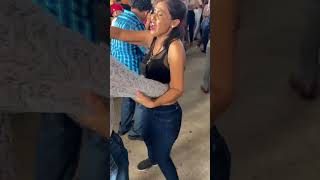 en TX youtubeshortsvideo baile 956valley dancemusic lapulga [upl. by Leoline786]