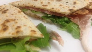 Piadina e Cassone Romagnolo Ricetta [upl. by Eelyahs]