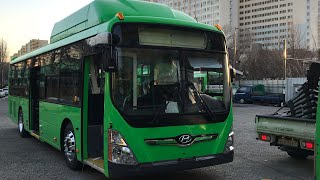 NEW HYUNDAI SUPER AERO CITY 2019 CNG AUTOMATIC BUS [upl. by Zined]