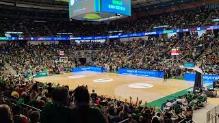 Asistencia de Olek Balcerowski para Jonathan Barreiro en un jugadón del C B Unicaja de Málaga [upl. by Aneema367]