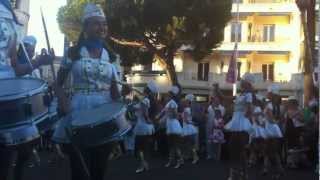 Cannes Majorettes avec lorchestre Beriozka au Festival de lArt Russe 27 08 212 [upl. by Woehick]