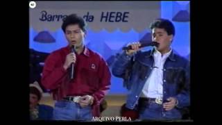 Leandro e Leonardo  Talismã  Programa da Hebe  1990 [upl. by Atolrac559]