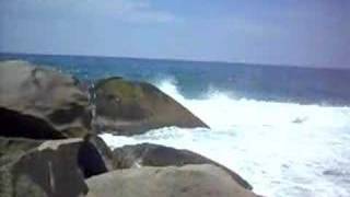 Grandes Olas en Playa Cañaveral Tayrona  Colombia [upl. by Wellington]